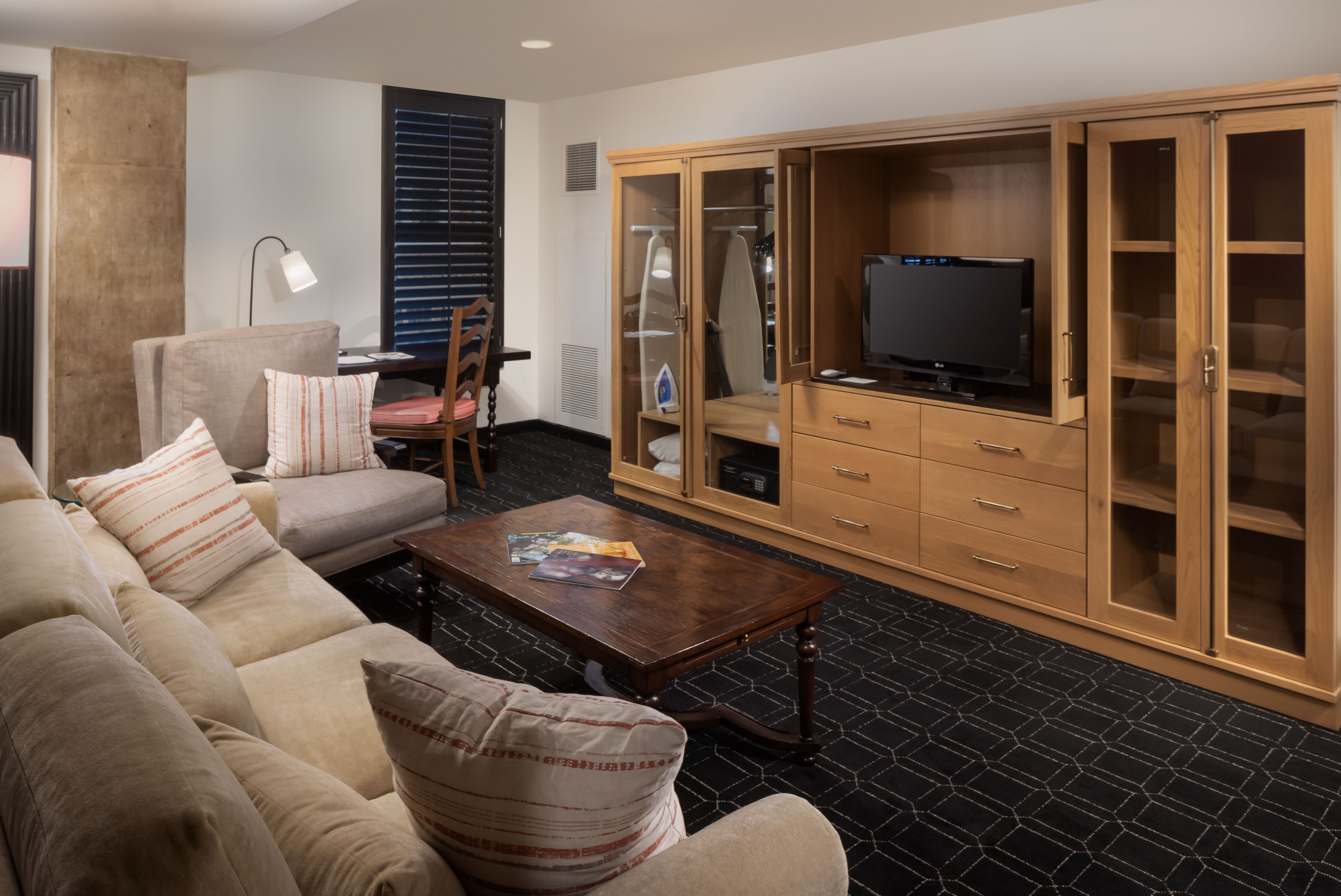 Hotel Valencia Riverwalk | San Antonio